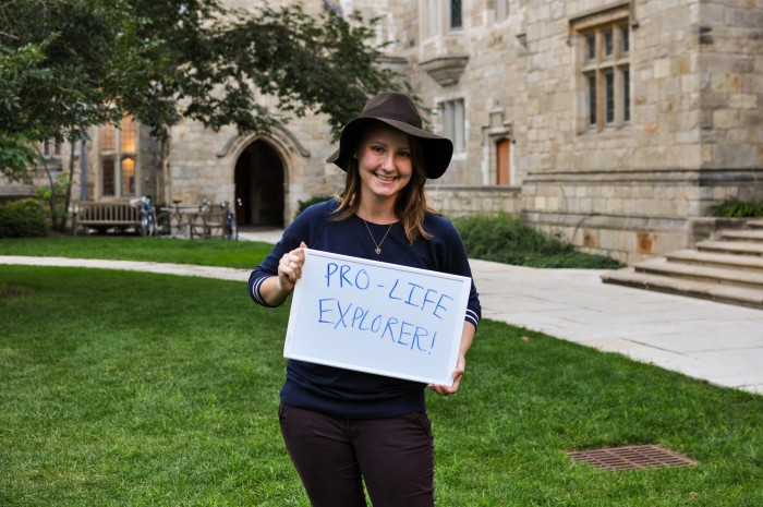 Evy Behling, Yale students, Tokman
